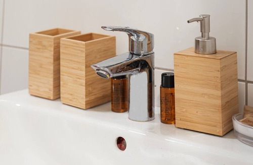 Duisburg City Center Apartment | - Nice New York Apartment in the Heart of Duisburg - Bed - Hbf - Big TV & Wifi -