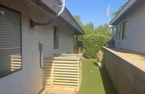 Canyon Lake House | Beautiful home on the golf course with mountain view’s, hot tub & fire pit
