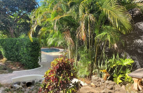 Portegolpe Cabin | For nature lovers. Private guest house w/private pool on several acre property.