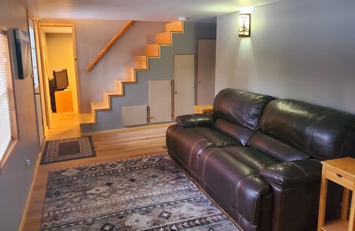Seeley Lake House | Fly Fishing, Hunting, Snowmobiling River Front Retreat ~ Grizzly Cabin ~ WIFI