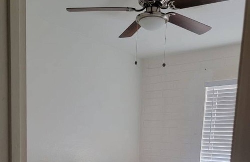 Wickenburg House | Welcome to Wickenburg. Clean home located less than a mile from downtown