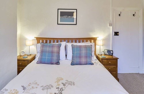 Hythe House | Host & Stay | Claire's Cottage