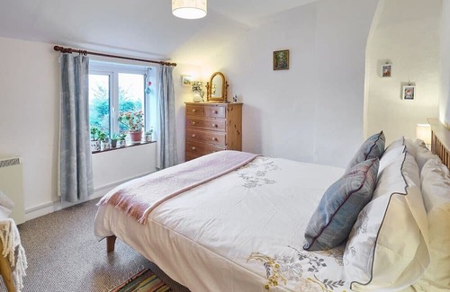 Hythe House | Host & Stay | Claire's Cottage