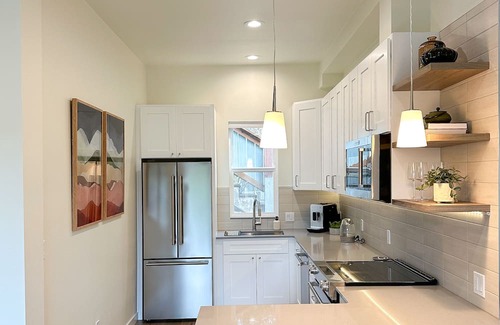 Orting Apartment | Small Town Luxuries