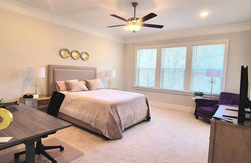 Woodstock House | Lovely new home in a quiet gated community within 1 mile from Downtown Woodstock
