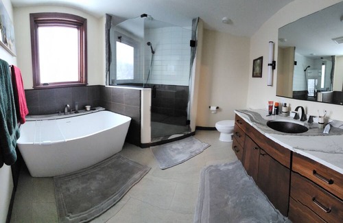 Ithaca House | Beautiful home on wooded acreage minutes to Cornell, NYS Parks and waterfalls