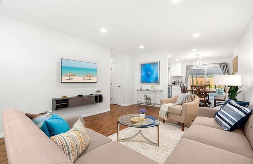 Montclair House | Huge home w/ dome near colleges