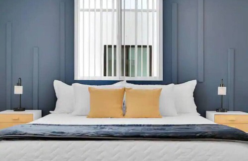 Vernon House | Chic DTLA home near LA Live