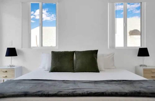 Vernon House | Chic DTLA home near LA Live