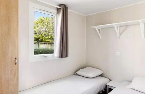 Cande-sur-Beuvron House | Campsite La Grande Tortue***** - Comfort Mobile Home 4 Rooms 6 People