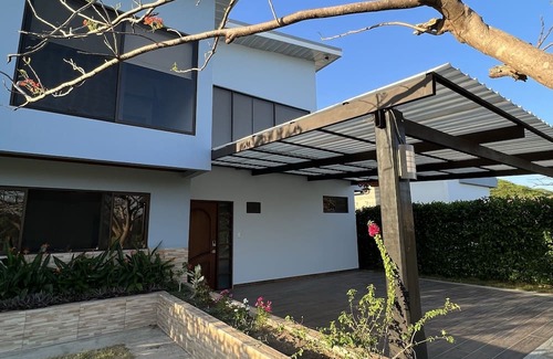 Liberia Apartment | Tropical Hideaway with Pool in Secure Condo, LIR