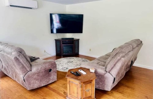 Gouldsboro House | Fisherman's Haven- Minutes from Acadia/Huge Private Backyard