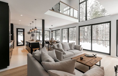 Morin Heights House | Wakanda, Luxueux Chalet Près des Pentes de Ski!