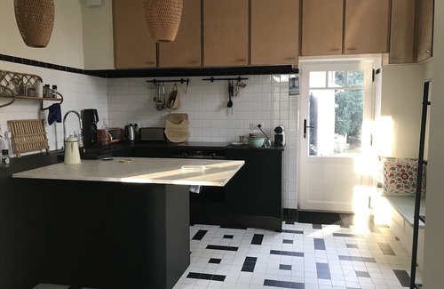 Echire House | Maison de Maître Familiale Avec Piscine Chauffée et Grand Jardin Marais Poitevin