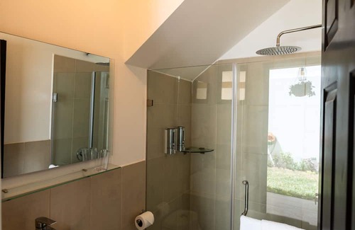 Santa Lucia Milpas Altas House | "Cozy house nestled between valleys and volcanoes."