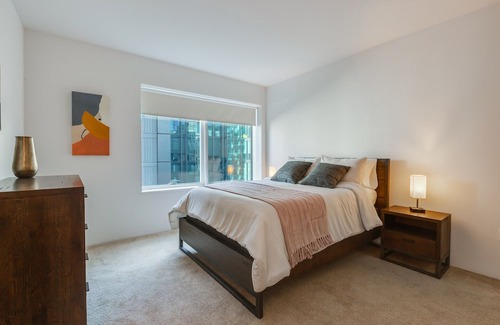 Civic Center Apartment | SoMa 1 BR w/ Office by Anyplace - 10489