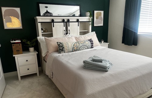 West Colfax House | Villie Large Spacious Townhome near Sloans Lake