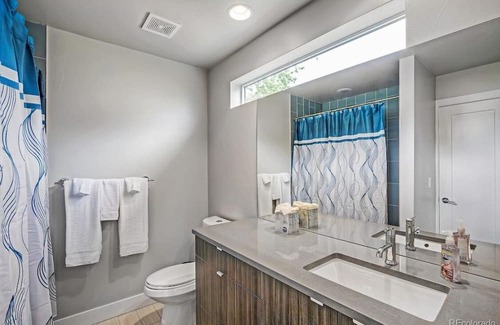 West Colfax House | Villie Large Spacious Townhome near Sloans Lake