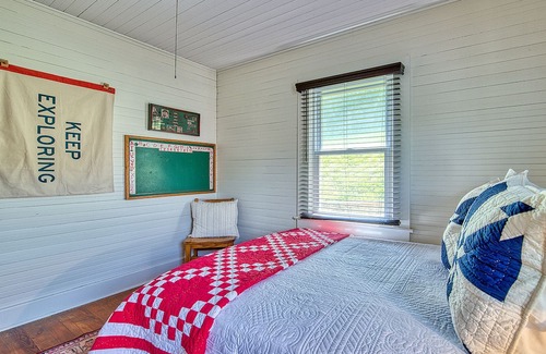 Canton Cottage | Americana Cottage nestled in the mountains outside of Asheville!