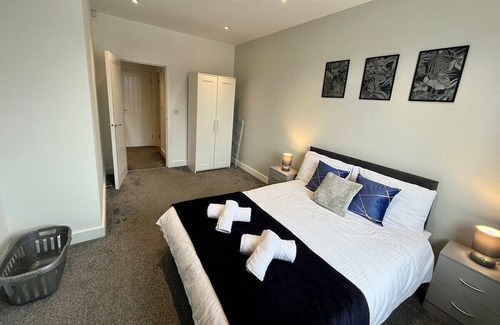 Doncaster Apartment | Modern Serviced Apartment - Near Hospital