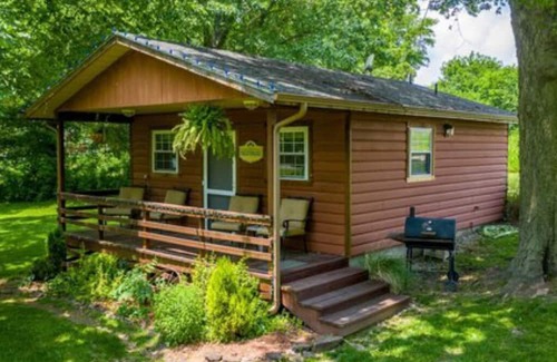 Cleora Cabin | The Nightingale Cabin