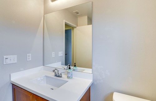 Menifee House | Lake Elsinore Home w/Fenced-In Yard & Fire Pit!