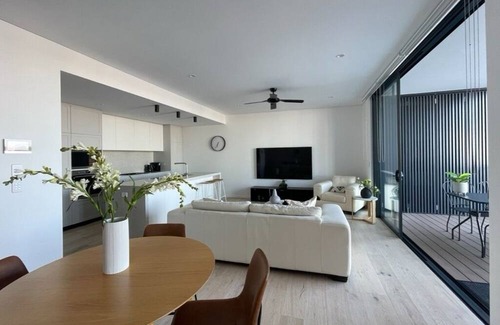 Shell Cove Apartment | NEW Luxury 3 bedroom waterfront Apartment at Shell Cove NSW 2529