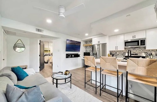 Rancho Mission Viejo Condo | Cozy condo near town & beach with full kitchen.