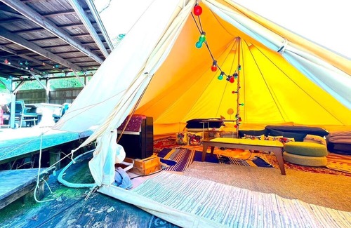 Otaki RV Rental | Poolside tent / Isumi County Chiba