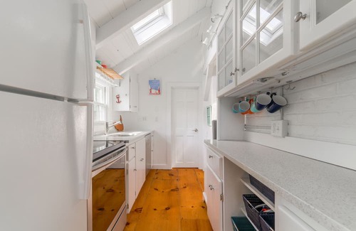 Surfside House | Surfside, Dog Friendly beach house!!