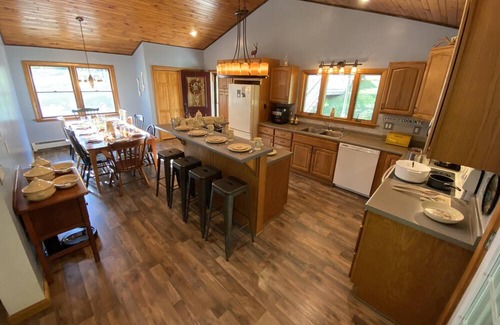 Weedville Other | Spacious 1 Bedroom, 1 Bath, 10 minutes from Benezette