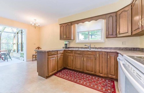 Elora House | Large river front home minutes from downtown Elora!