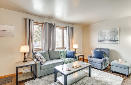 Appleton House | Appleton Duplex: Attached Garage, 3 Mi to Downtown