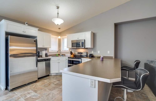 West Fargo House | Pet-Friendly North Dakota Escape w/ Fenced-In Yard