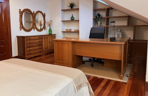 Mundaka Condo | Vrbo Property