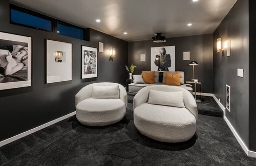 Adams Hill House | Spacious 5B/7B Home In The Heart Of Los Feliz