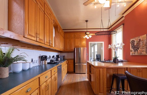 Portsmouth Apartment | Old Town Portsmouth Retreat in the Historic District