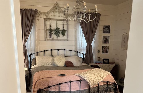 Nemo Other | Completely Renovated 1923 Farmhouse on 9 acres in Meridian, TX