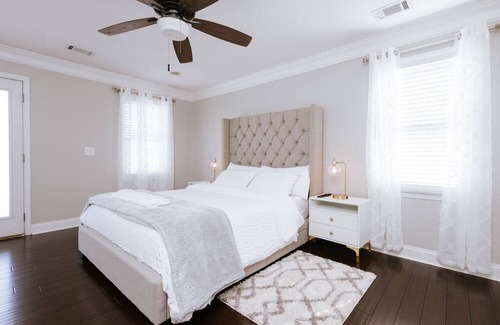Mechanicsville House | Prime Downtown Oasis