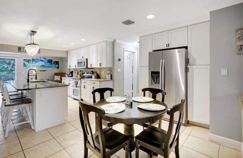 McGregor House | Heated Pool Home Close to Historic Ft Myers