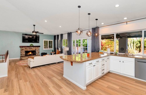 La Paz At Desert Springs House | Jubilee Jewel - 2 Side-by-Side Homes - 14 Bedrooms