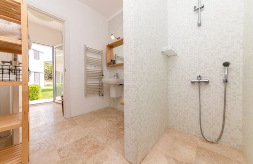 Gumusluk Villa | Huge Luxury Villa With Pool Near Beach in Bodrum