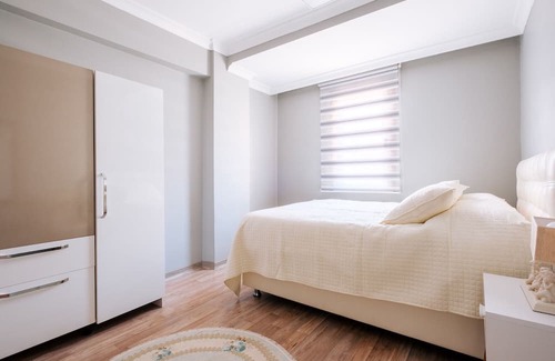 Sakarya Apartment | Huge Duplex Flat w Terrace Near Bilgi University