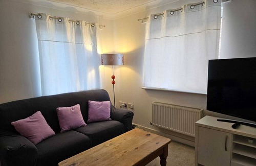 Chettisham House | Pets Welcome - Military TLA