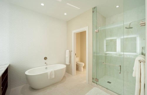 Bouvet Island Hotel | Seafire Residence S1002
