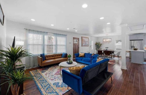 East Lake House | 3B3B/No Steps/Fully Furnished/Fenced Backyard #41976