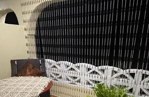 Port Vila Bed & Breakfast | Fully equipped B&B, 4 minutes WALK from the airport & 7 minutes drive to town!