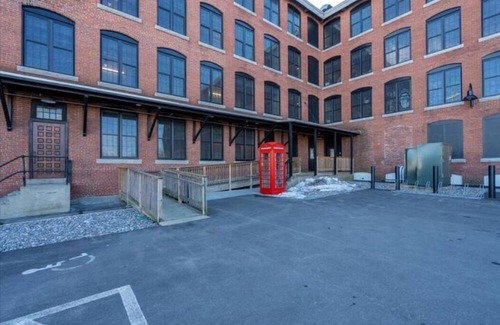 Manchester Apartment | [Pet Friendly] Regal Urban Loft - King Size Bed