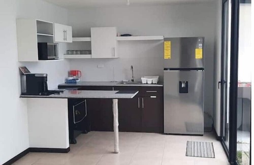 Ciudad Vieja House | Beautiful 3 bedroom town home