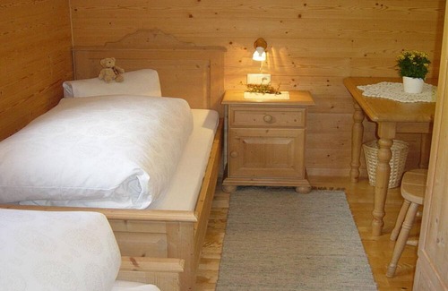 Marul Apartment | Apartment Edelweiß - Haus Burgl
